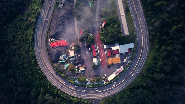 Carretera M&eacute;xico Cuernavaca la pera de la carrtera 