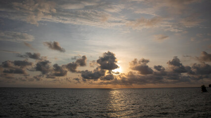 MAGUIPI PUESTA DE SOL