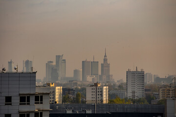 Fototapeta na wymiar Poranna Warszawa, Krajobraz Warszawy we wschodzącym słońcu