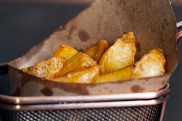 deep-fried baked potato slices, quickly cooked potato slices