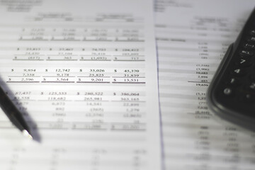 Financial accounting stock market cost analysis.