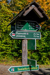 Entspannter Herbstspaziergang entlang der Saale Horizontale in Jena - Thüringen