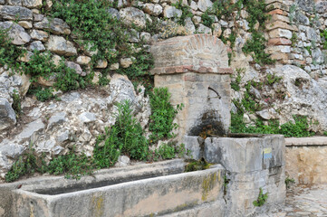 Spello, fontana dell'antico acquedotto rimano