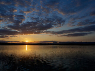 Fototapeta na wymiar Sunrise on the Bellus reservoir, Spain
