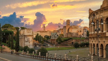 Fototapeta na wymiar Sunset on the archaeological area of the Colosseum