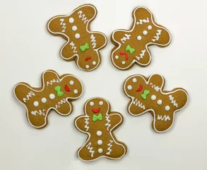 Cercles muraux Doux monstres Pains d& 39 épice sur fond blanc. Biscuits de Noël faits maison