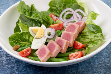 salad with tuna  and vegetables