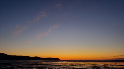 Fototapeta premium Sunset Bay City Bay