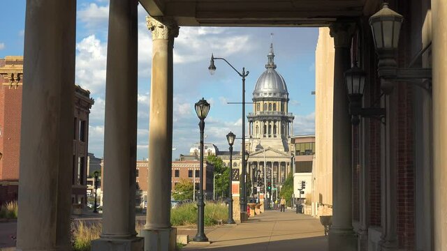 Good establishing shot of the Illinois state capitol building in Springfield, Illinois.