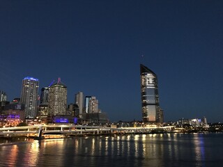 Obraz premium view of Brisbane city at night Australia 