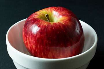 red apples in a bowl