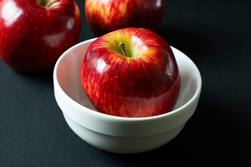 red apples in a bowl
