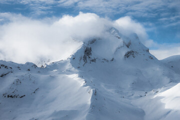 Fototapeta na wymiar Snowy mountain at Swiss Alps