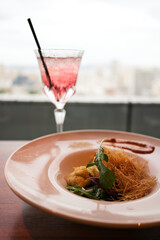 サワーとカダイフ揚げ