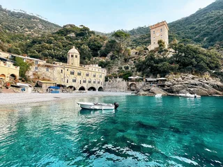 Sierkussen San Fruttuoso Abbey and beach, Liguria, Portofino, Italy © Francesco	Valenti