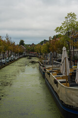 Obraz premium The historic district in the old dutch city