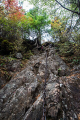 Fototapeta premium 絶壁、岩場しかない両神山