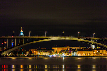 Fototapeta na wymiar Stockholm, Sweden A view at night of the western bridge or Vasterbron.