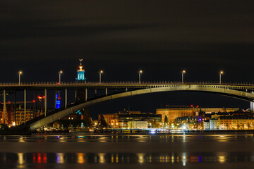 Fototapeta na wymiar Stockholm, Sweden A view at night of the western bridge or Vasterbron.
