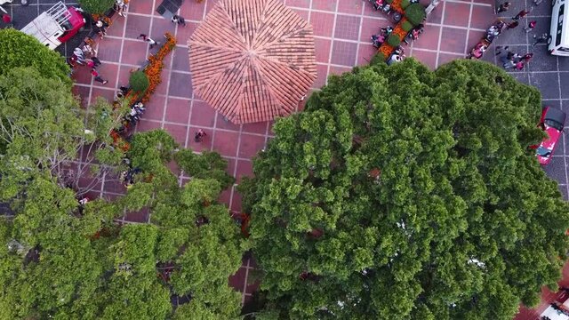 Vista cenital de la Plaza Borda en Taxco M&eacute;xico