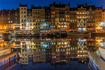 Fototapeta na wymiar Night Boats Waterfront Reflection Inner Harbor Honfluer France