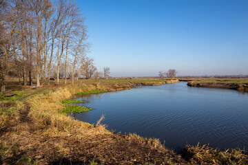 Fototapeta na wymiar Brzozówka – rzeka, lewostronny dopływ Biebrzy, Podlasie, Polska 