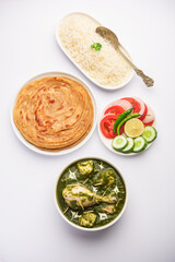 Green Palak chicken Curry