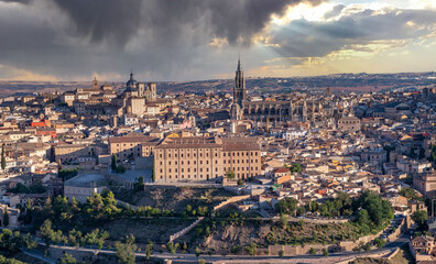 Fototapeta na wymiar View of the Santa Iglesia Cetedral de Toledo with Dramatic Skies