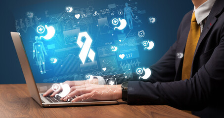 hand browsing on the internet for medical issues