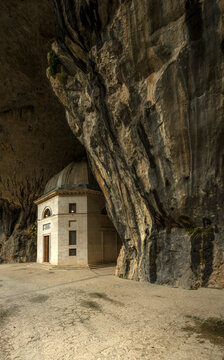 Valadier temple
