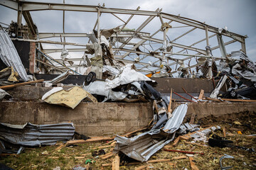 Schäden durch Tornado Katastrophe 