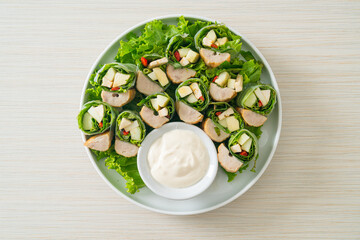 vegetables wrap or salad rolls with creamy salad sauce