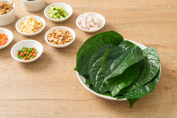 Miang kham - A royal leaf wrap appetizer