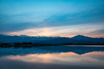 夕焼けとリフレクション