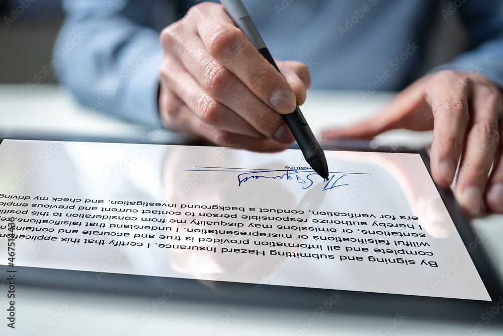 Poster contract e signature. employee signing