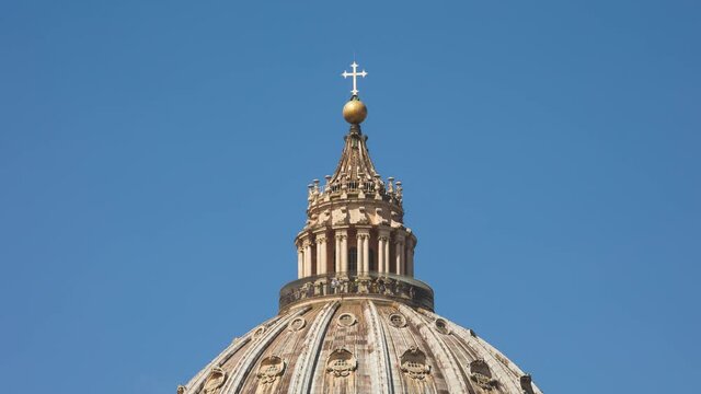4K hyperlapse super-zoom footage of The Basilica of St. Peter in the Vatican, Rome, Italy
