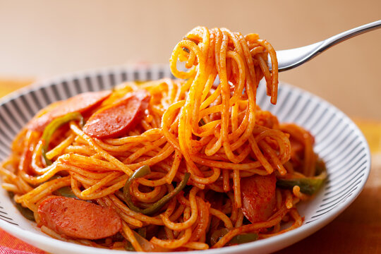 ナポリタン　パスタ　スパゲティ　スパゲティナポリタン