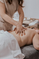 Obraz na płótnie Canvas massage in spa