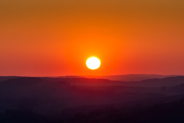 Fototapeta premium Roter Sonnenuntergang