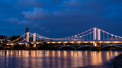 Fototapeta na wymiar London, England, City Area Thames Sunset