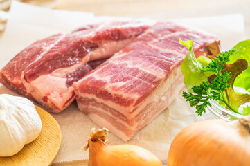 豚ブロック肉　バラと肩ロース