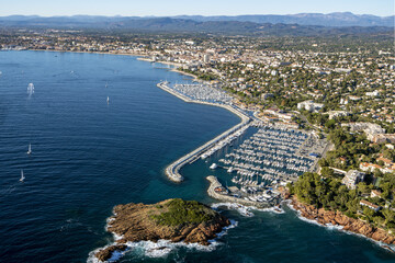 Saint-Raphaël et Fréjus vus du ciel