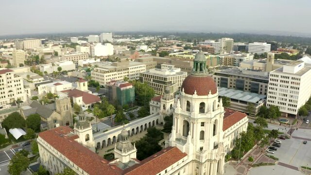 Aerial: Panning Beautiful Structure Of Famous Town Hall In City - Pasadena, California