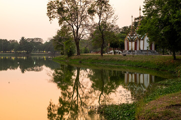 Obraz premium Old temple in Ayutthaya, Thailand