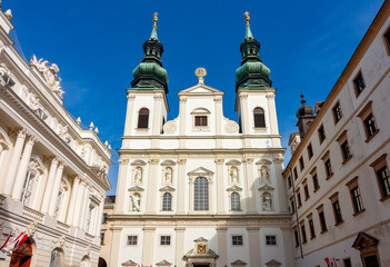 Fototapeta na wymiar Jesuit church (Jesuitenkirche) or University church in Vienna, Austria