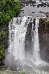 Fototapeta na wymiar Chutes d'Iguaçu au Brésil 