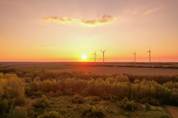 Obraz premium Sonnenuntergang im Elsbachtal