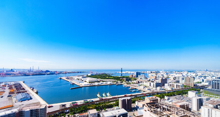 千葉港　千葉市　臨海部　東京湾　【 東京 の 街並み を 遠景 に望む 】