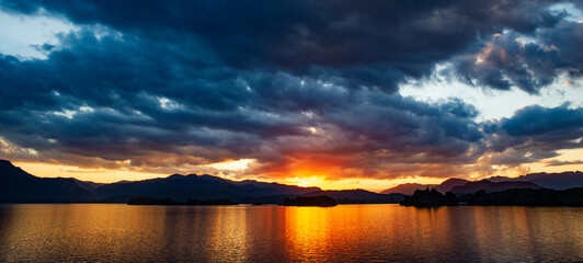 Obraz premium Puesta de sol