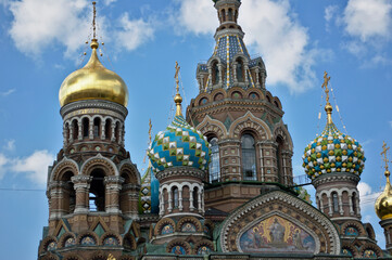 Fototapeta na wymiar The middle part of the Museum of the Savior on Spilled Blood in St. Petersburg is a museum and a monument of Russian architecture. Close-up view. 